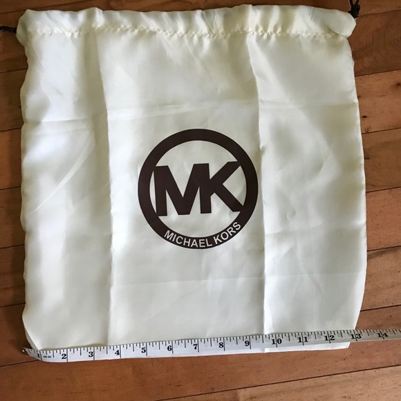 Set of Michael Kors Dust Bags - Picture 3 of 5